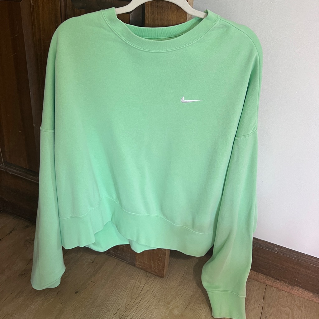 Nike Womens Sweatshirt